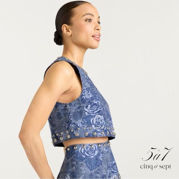 Cinq à Sept **NWT** Maia Studded Crop Top in Indigo Blue Floral - Picture 2 of 9